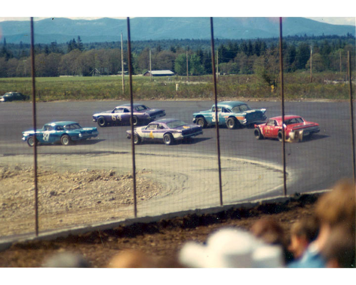 Gordy Rivenburg #87, Louie Mataoda #27 Rick Brock #33