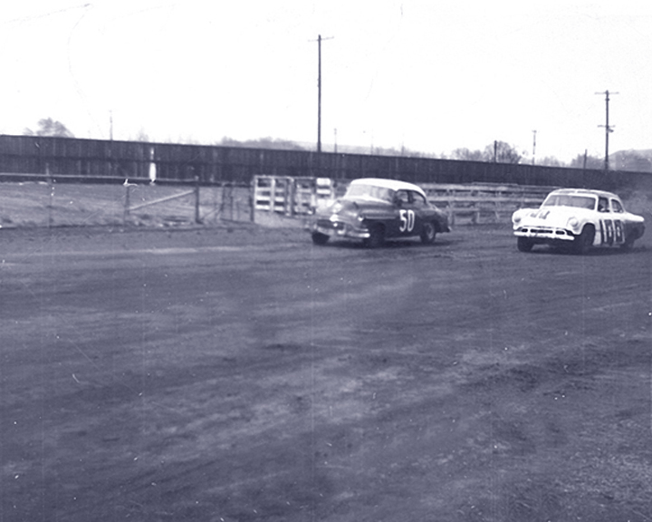 Gordy Haines #100 / John Hoveland #50